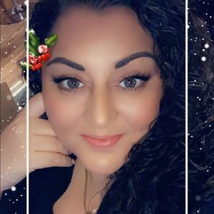 Meet your Posher, Antoinette